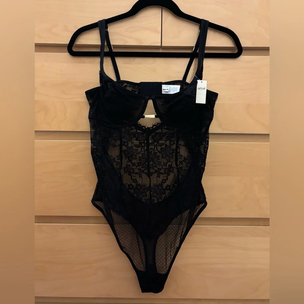 Aerie “Show Off Unlined Lace Bodysuit” - Picture 1 of 6